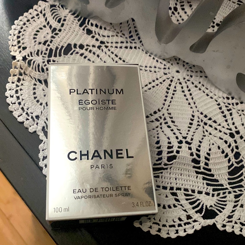 Men perfume